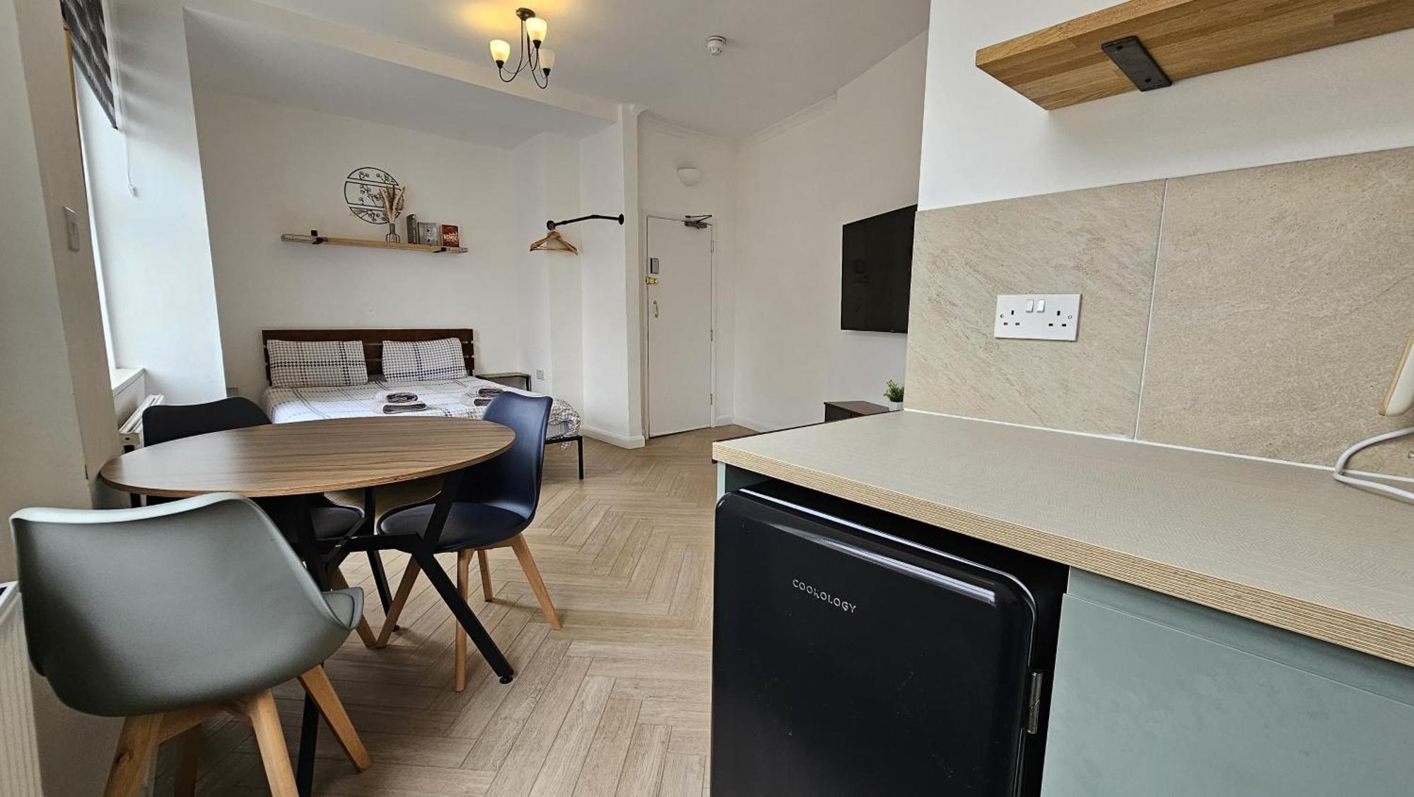 Newly Renovated Studios & Ensuite Rooms! - Camberwell London Exterior photo