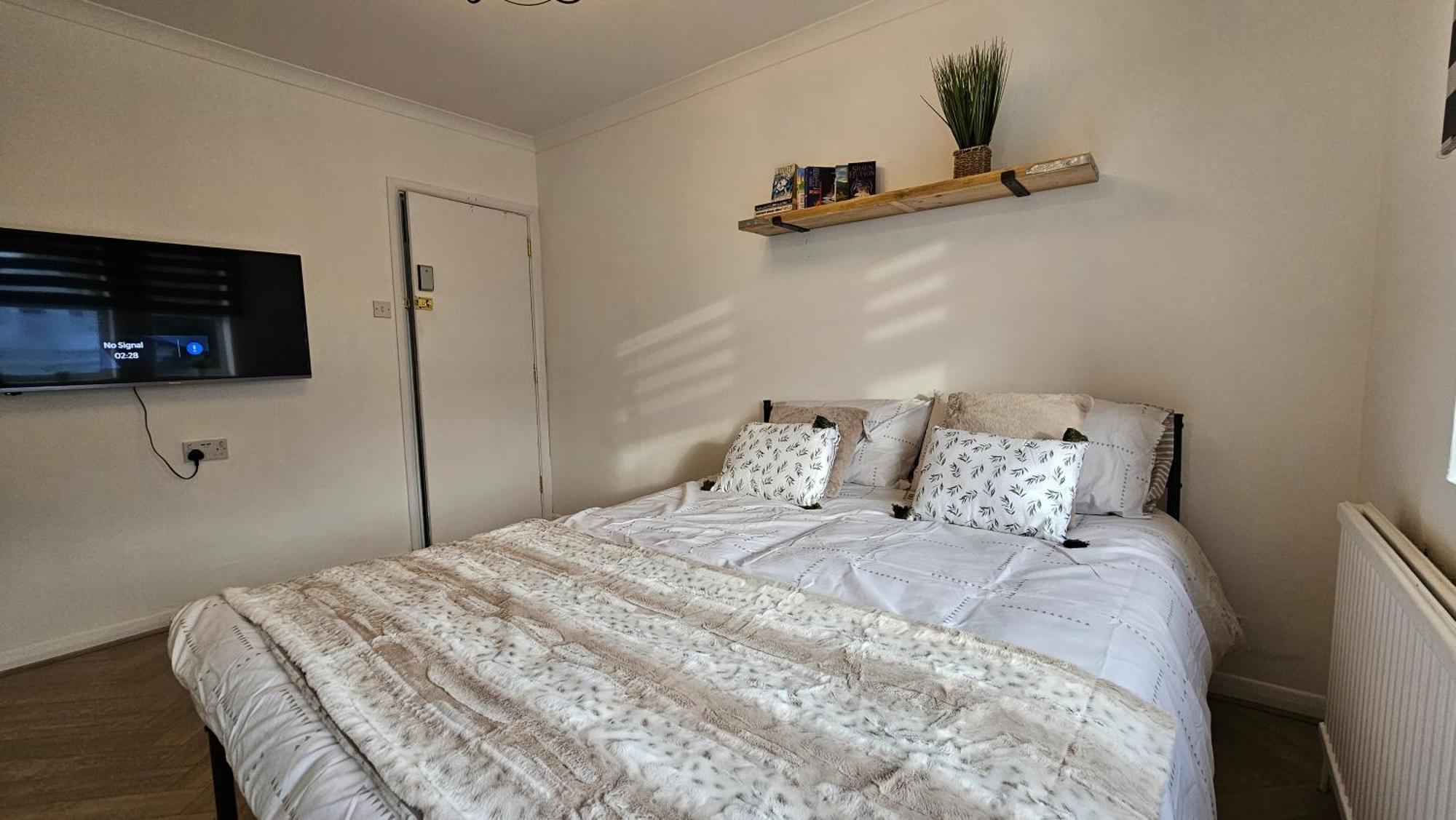Newly Renovated Studios & Ensuite Rooms! - Camberwell London Exterior photo